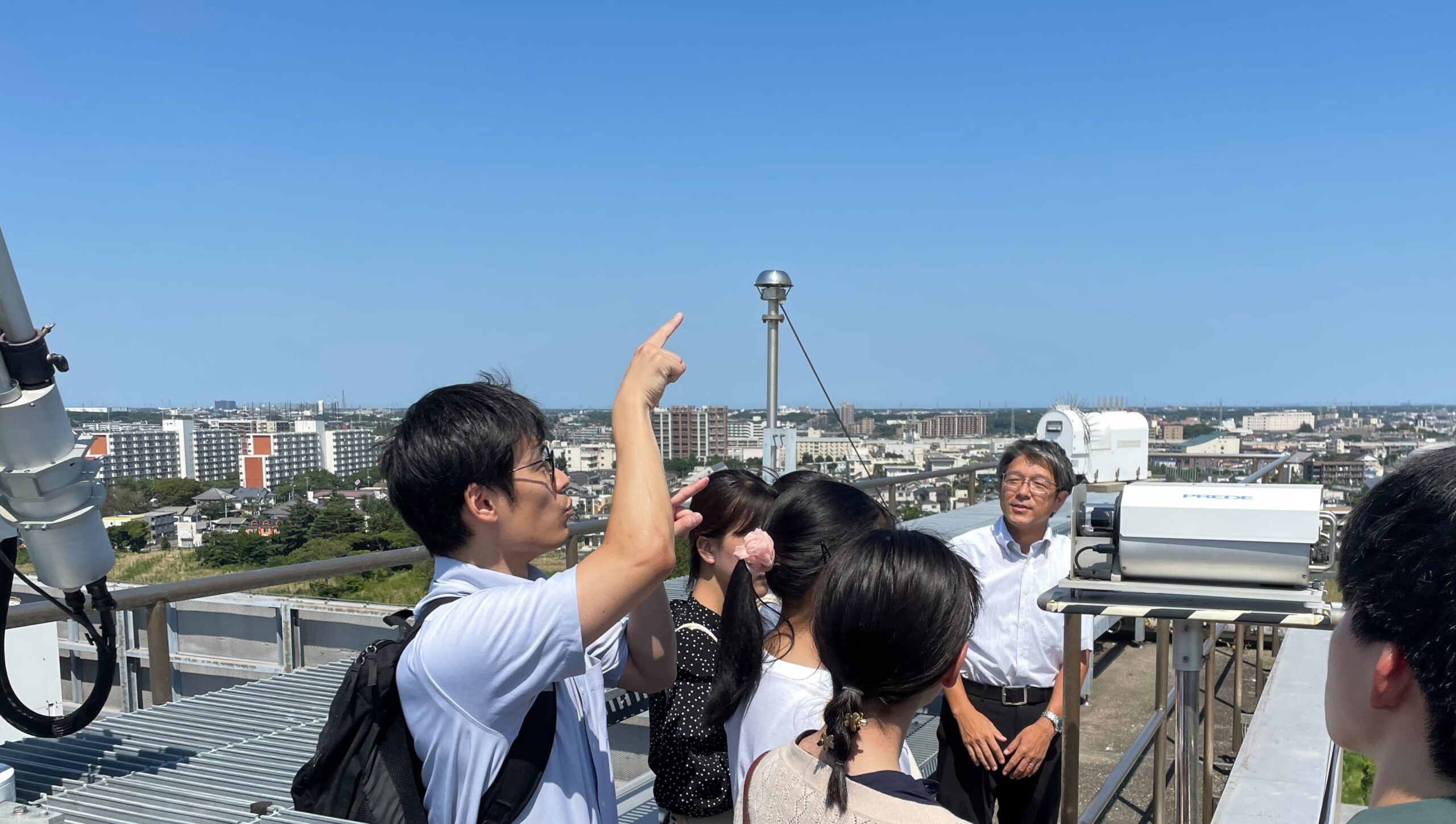木更津高校神谷先生と地学部の皆さん、2023年夏の観測施設見学